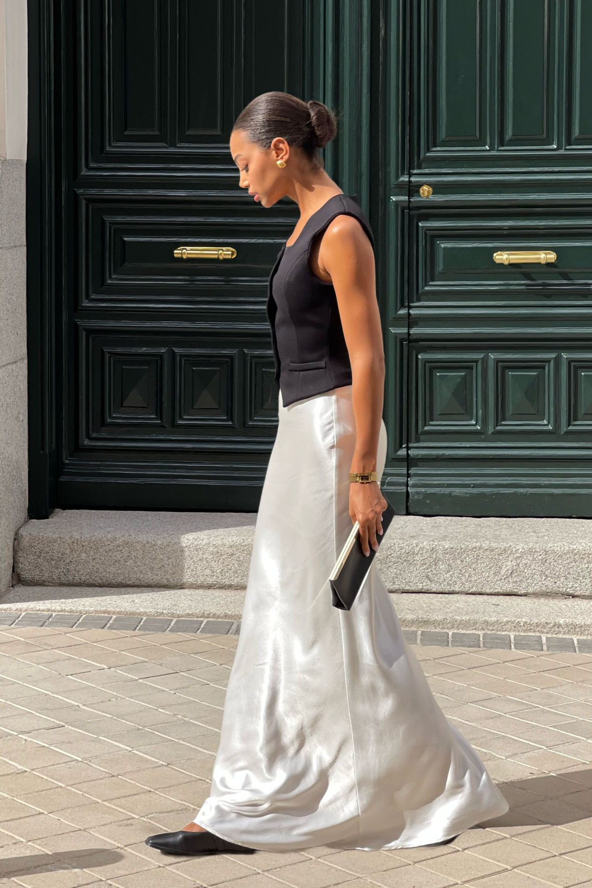 LONG WHITE SKIRT