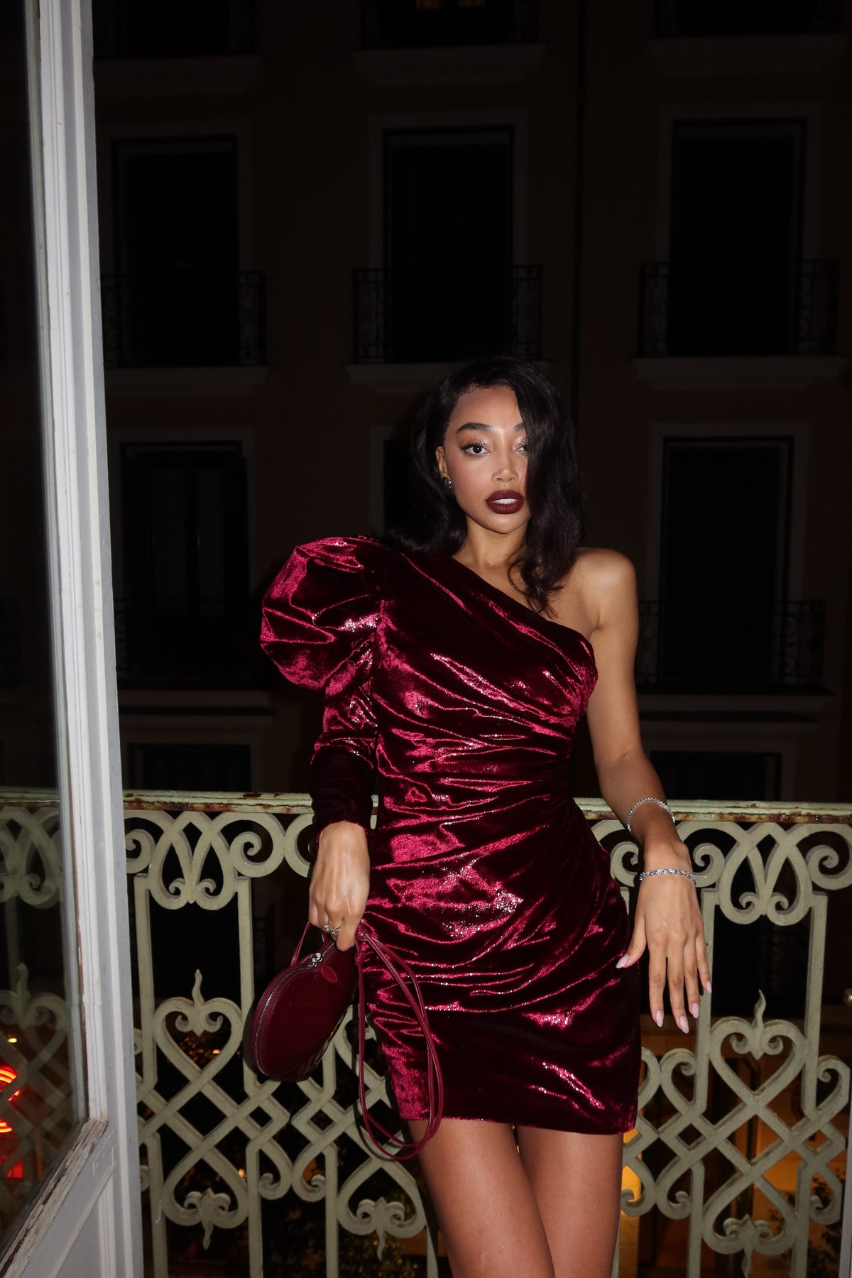 ROBE EN VELOURS FANTAISIE BORDEAUX