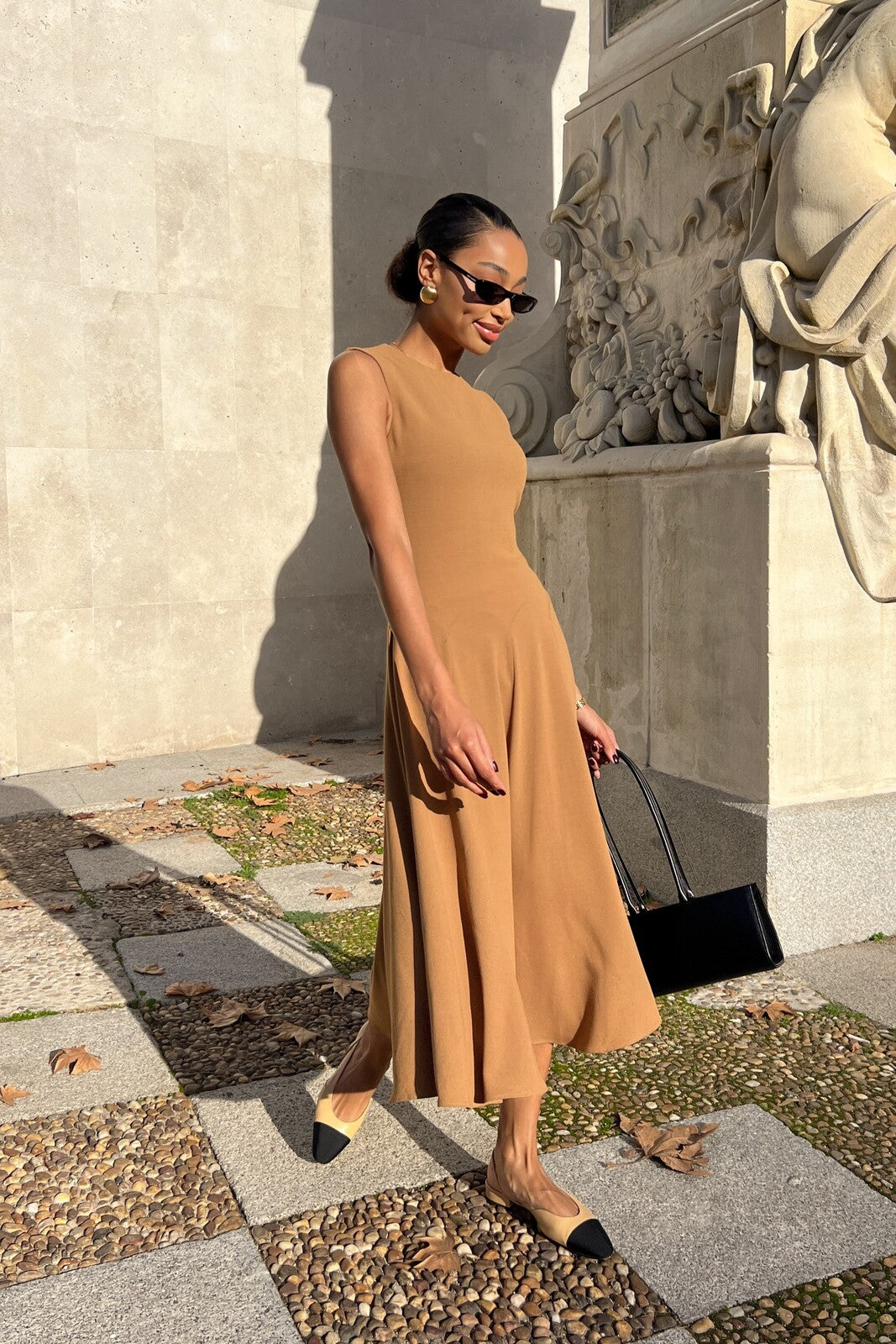 CAMEL SLEEVELESS DRESS